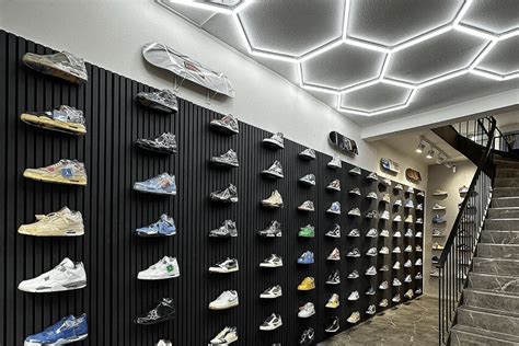 Sneaker City Shopping Guide: The Best Sneaker Shops 